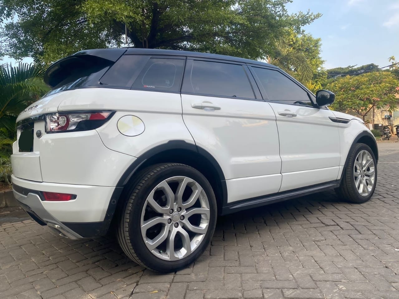 2015 Land Rover Range Rover Evoque EVOQUE 2.0 L Si 4 DYNAMIC 2015 Land Rover Range Rover Evoque EVOQUE 2.0 L Si 4 DYNAMIC