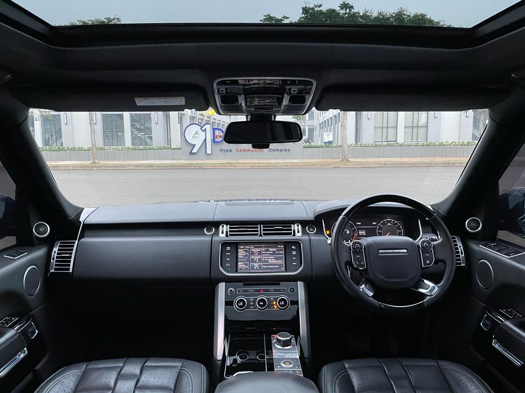 2013 Land Rover Range Rover Vogue 5.0 AUTOBIOGRAPHY AT 2013 Land Rover Range Rover Vogue 5.0 AUTOBIOGRAPHY AT