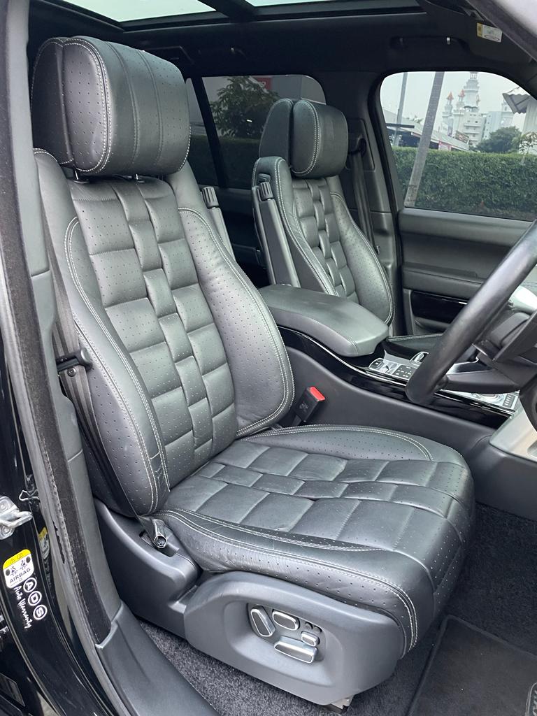 2013 Land Rover Range Rover Vogue 5.0 AUTOBIOGRAPHY AT 2013 Land Rover Range Rover Vogue 5.0 AUTOBIOGRAPHY AT