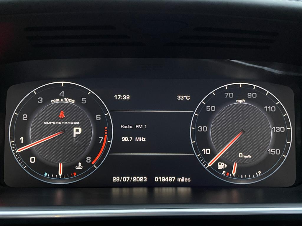 2013 Land Rover Range Rover Vogue 5.0 AUTOBIOGRAPHY AT 2013 Land Rover Range Rover Vogue 5.0 AUTOBIOGRAPHY AT