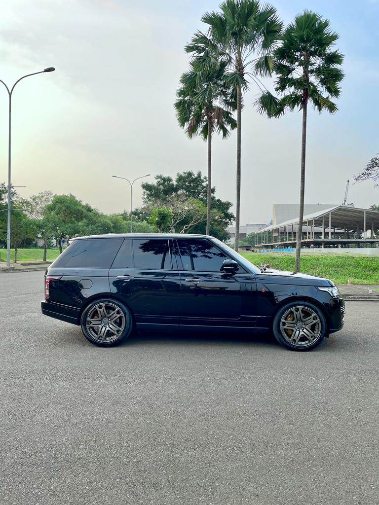 2013 Land Rover Range Rover Vogue 5.0 AUTOBIOGRAPHY AT 2013 Land Rover Range Rover Vogue 5.0 AUTOBIOGRAPHY AT