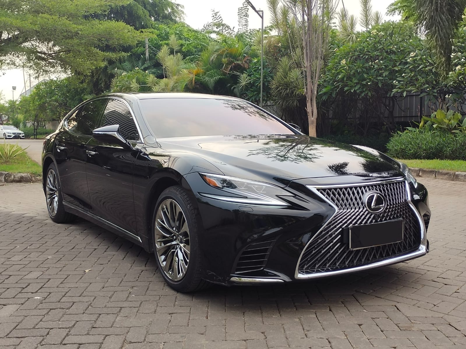 2018 Lexus LS  500 Executive 2018 Lexus LS  500 Executive