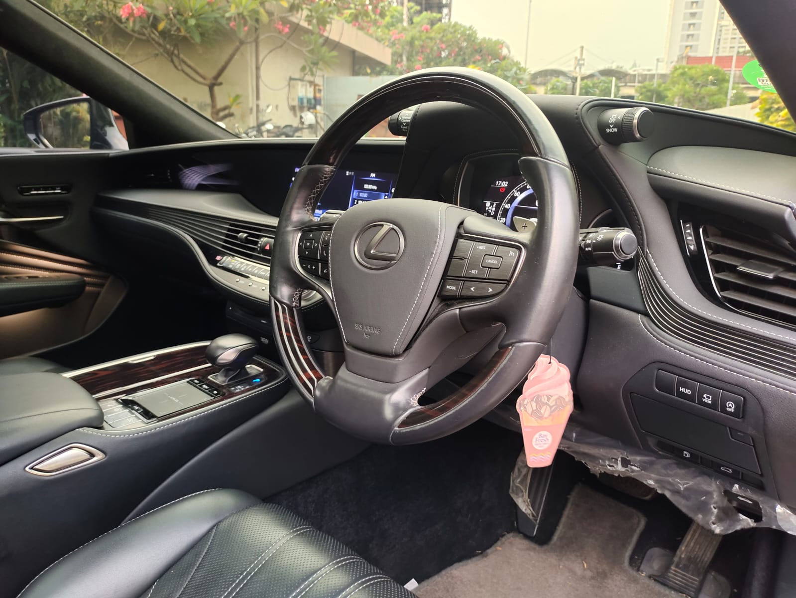 2018 Lexus LS  500 Executive 2018 Lexus LS  500 Executive