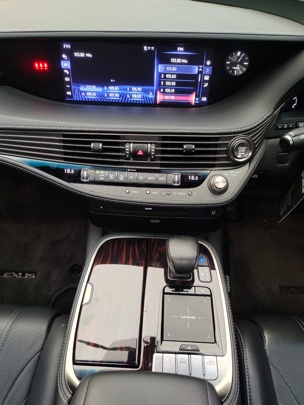 2018 Lexus LS  500 Executive 2018 Lexus LS  500 Executive