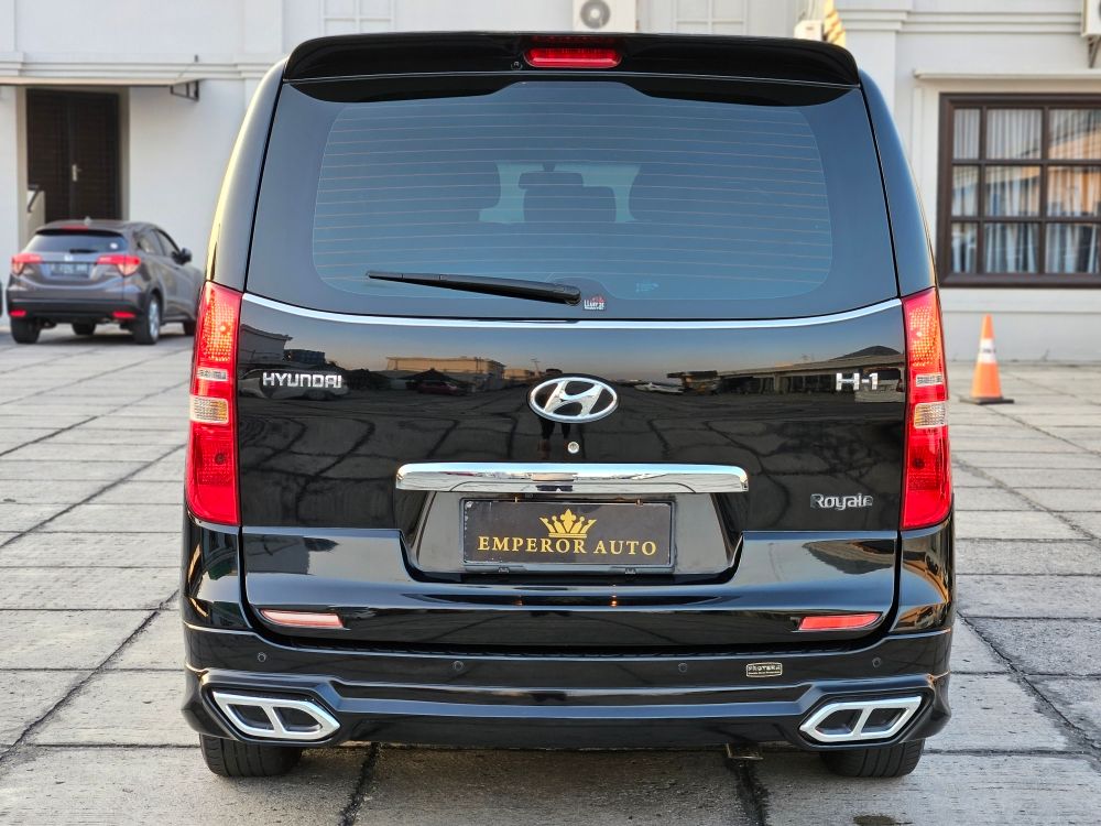 Used 2018 Hyundai H1 2.4L ROYALE AT 2.4L ROYALE AT for sale