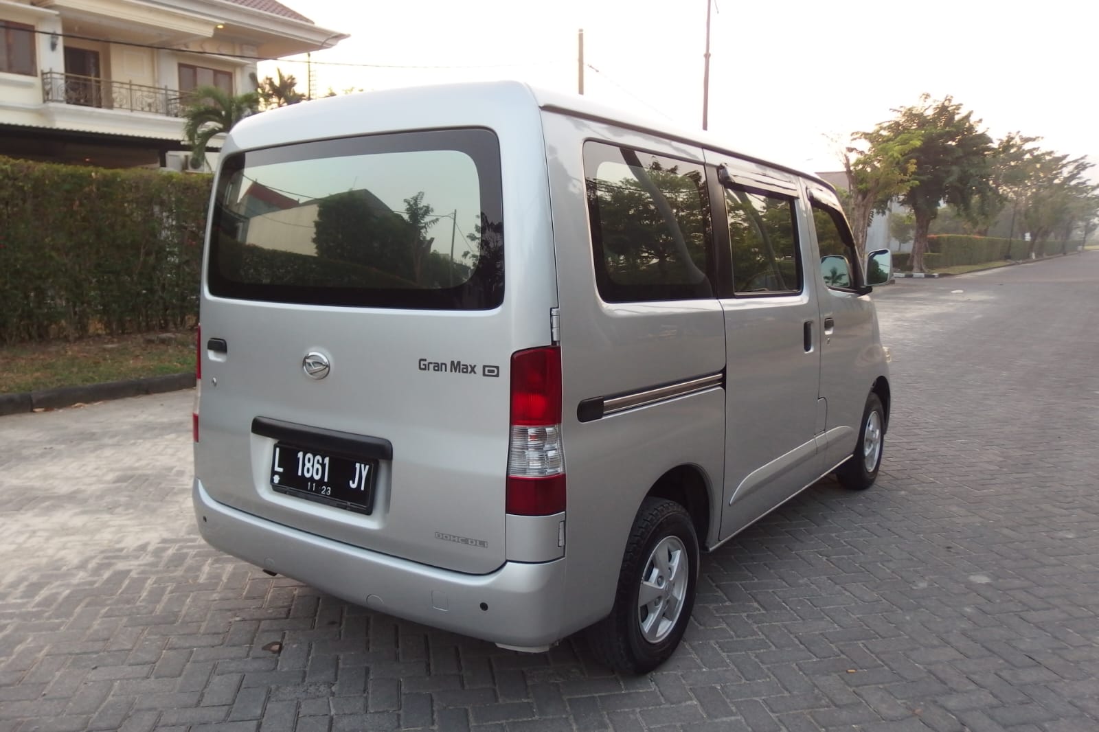 2013 Daihatsu Grand Max 2013 Daihatsu Grand Max