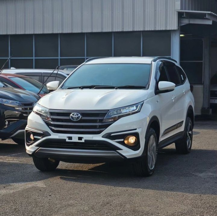 2023 Toyota Rush Bekas 2023 Toyota Rush Bekas