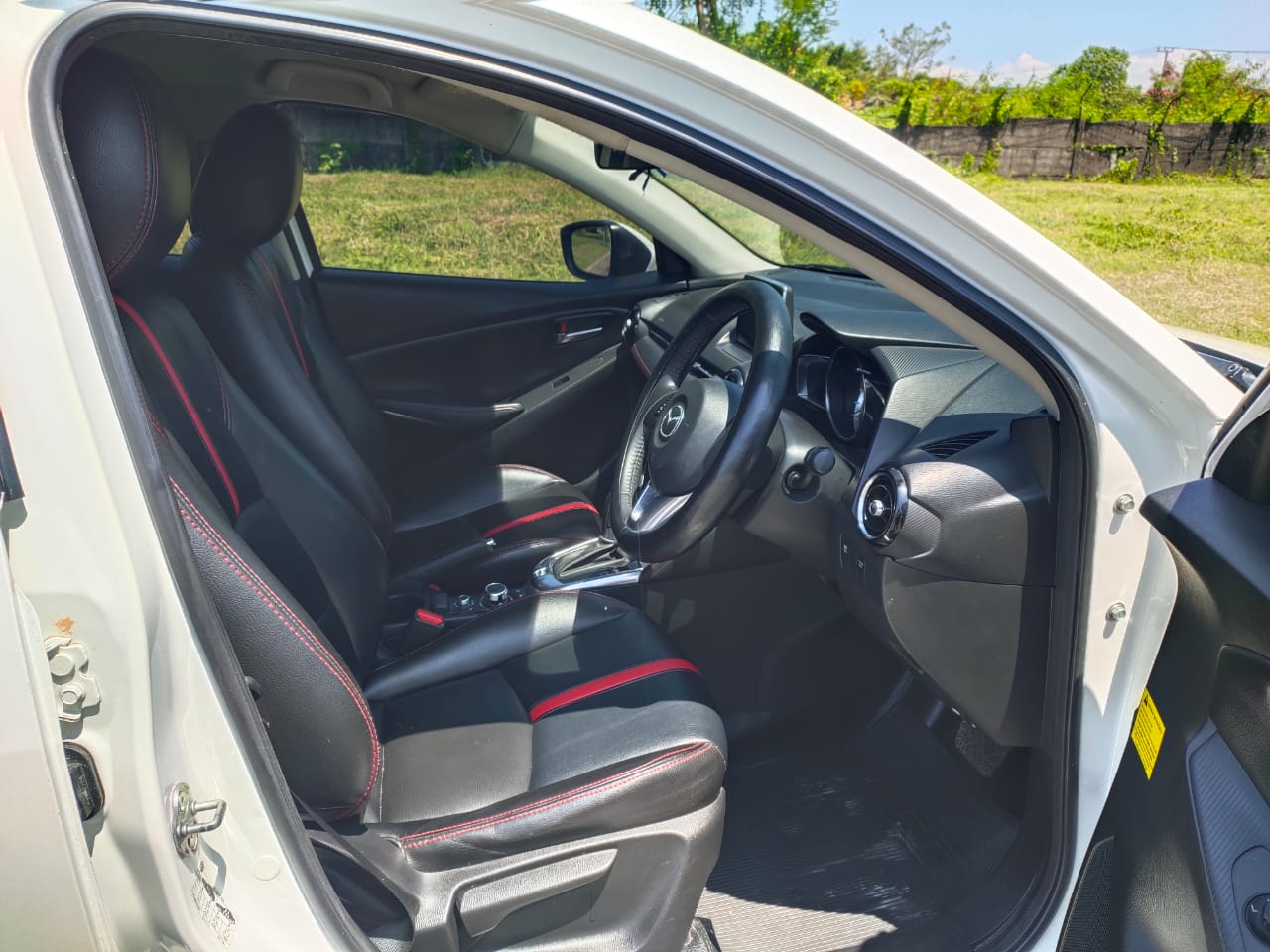 2015 Mazda 2 2015 Mazda 2