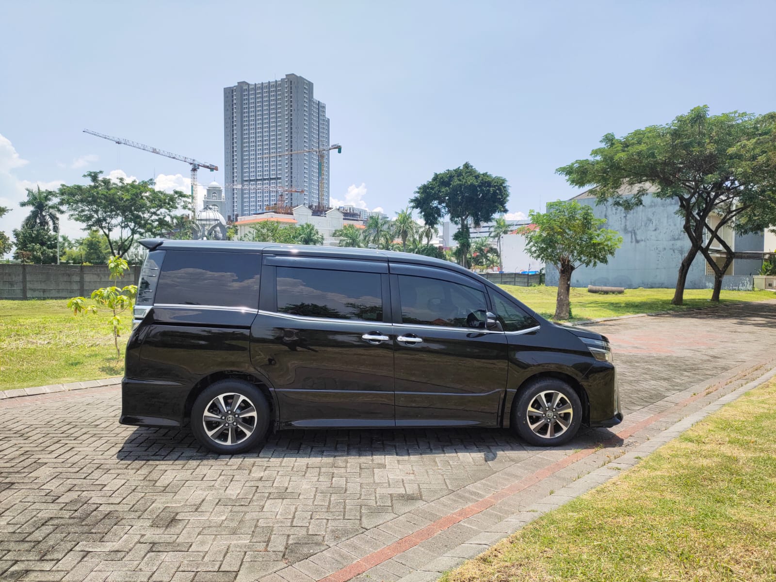 2017 Toyota Voxy 2017 Toyota Voxy