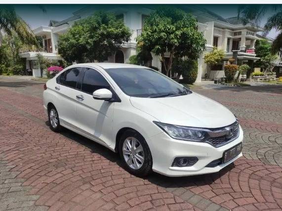 Beli mobil bekas