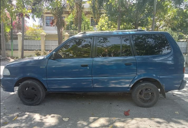 2000 Toyota Kijang  2000 Toyota Kijang