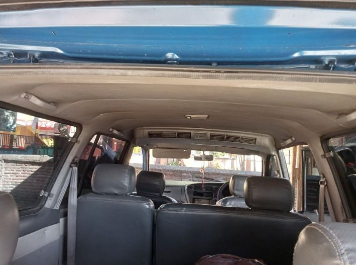 2000 Toyota Kijang  2000 Toyota Kijang