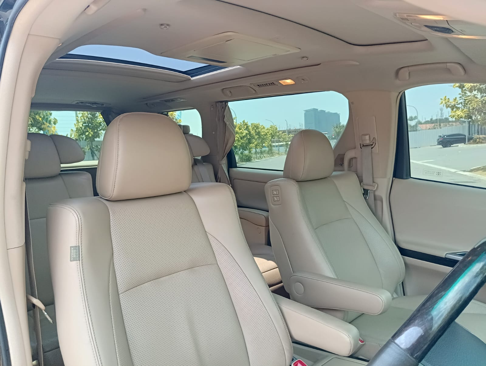 2014 Toyota Alphard 2014 Toyota Alphard