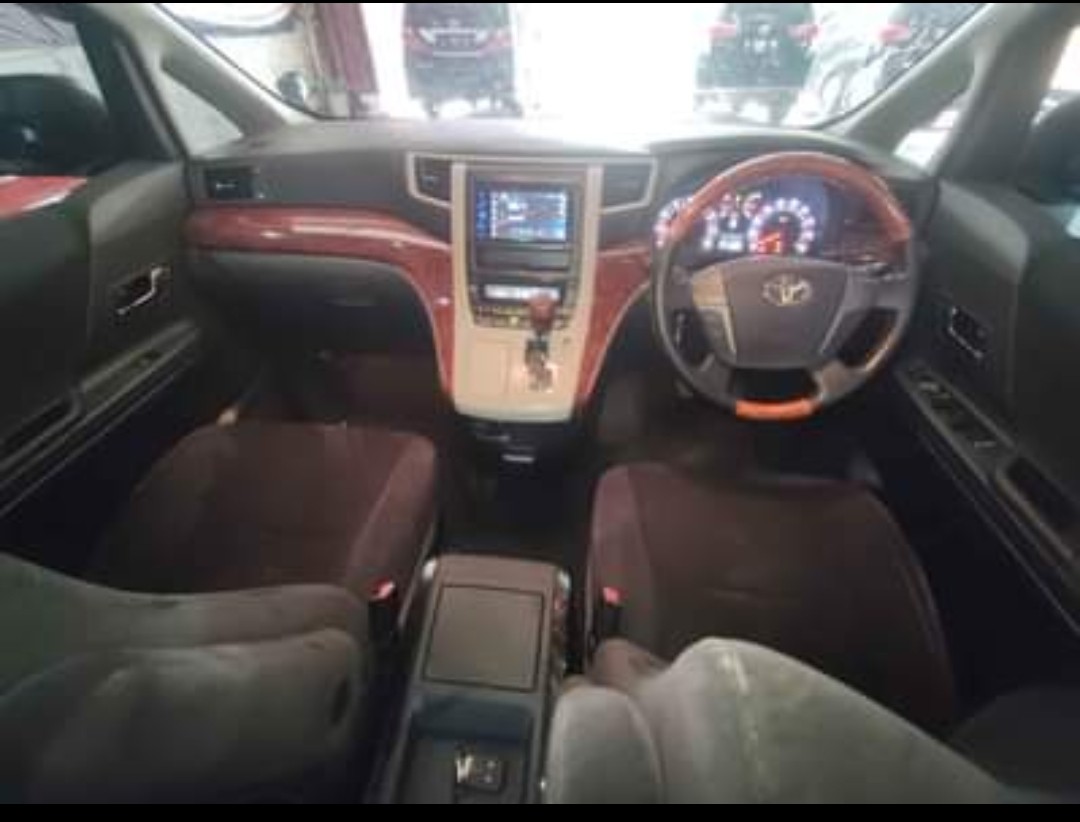 2011 Toyota Vellfire 2011 Toyota Vellfire