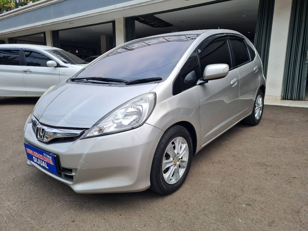 Beli mobil bekas