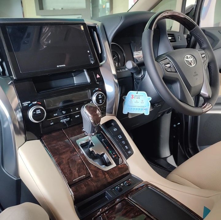 2023 Toyota Alphard 2023 Toyota Alphard