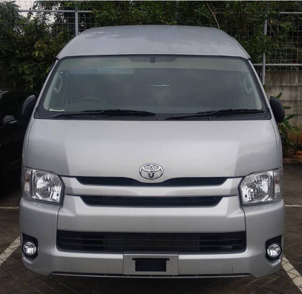 Second Hand 2023 Toyota Hiace Commuter Manual