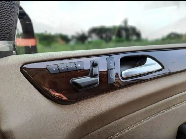 2014 Mercedes Benz ML-Class 2014 Mercedes Benz ML-Class