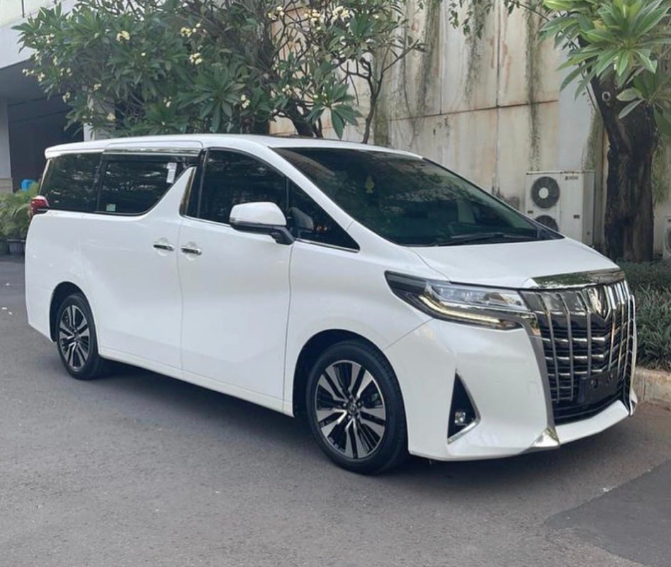 2021 Toyota Alphard Bekas 2021 Toyota Alphard Bekas