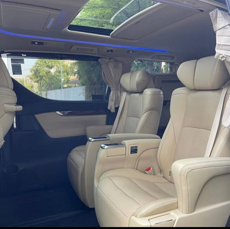 Old 2021 Toyota Alphard 2.5L G CVT 2.5L G CVT