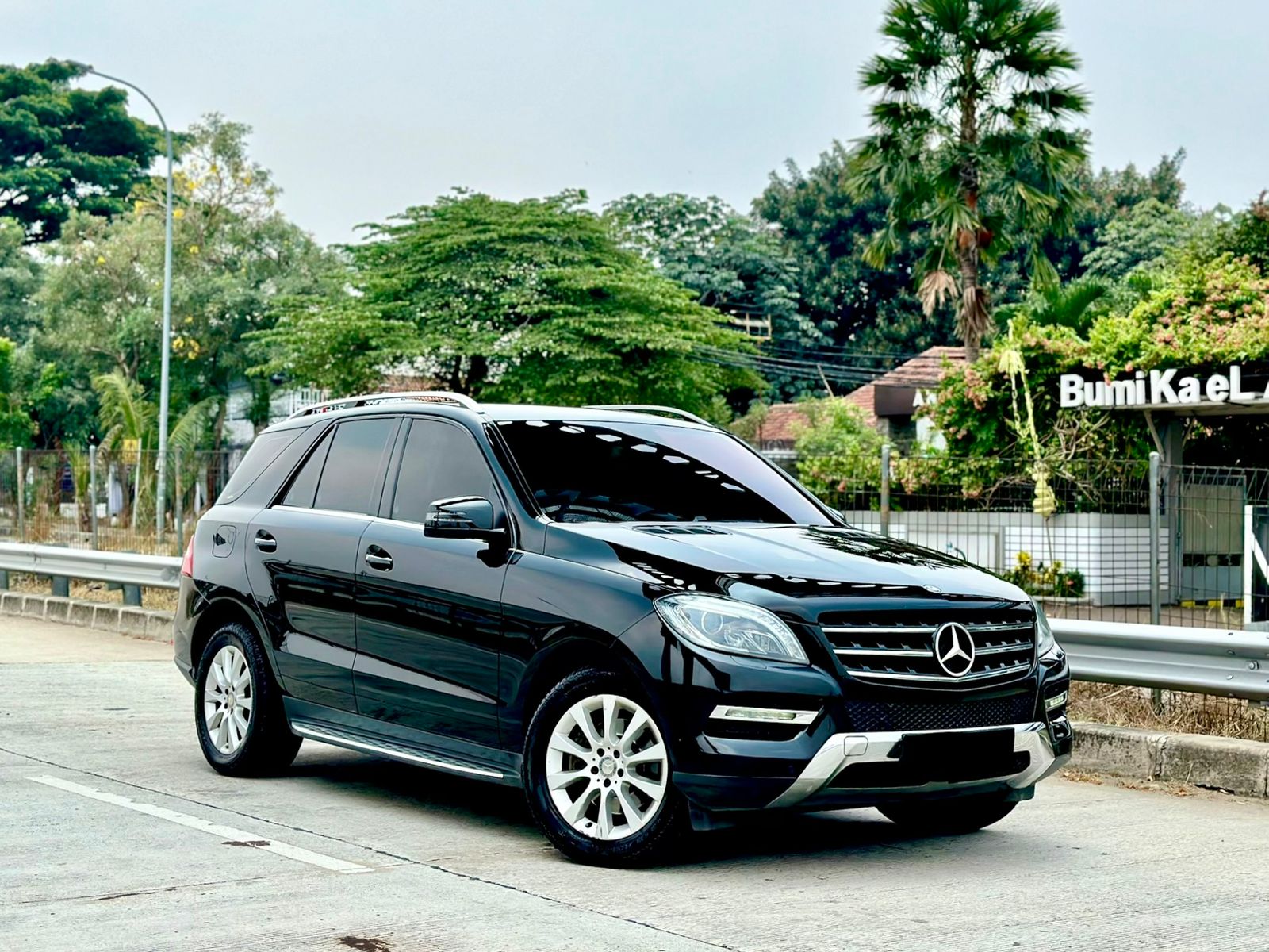 2015 Mercedes Benz ML-Class 250 DIESEL Bekas 2015 Mercedes Benz ML-Class 250 DIESEL Bekas