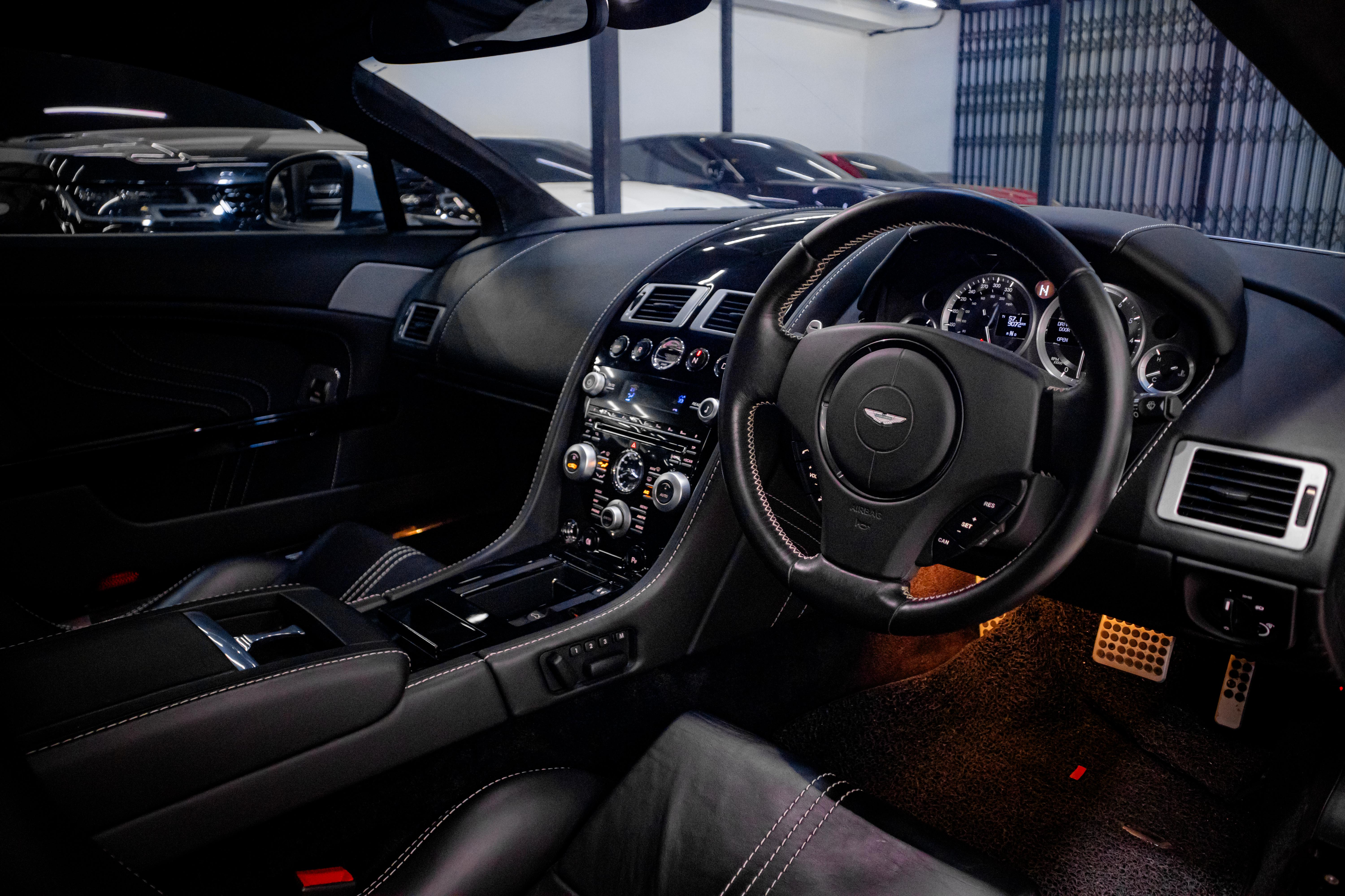 2011 Aston Martin Vantage Coupe AT 2011 Aston Martin Vantage Coupe AT