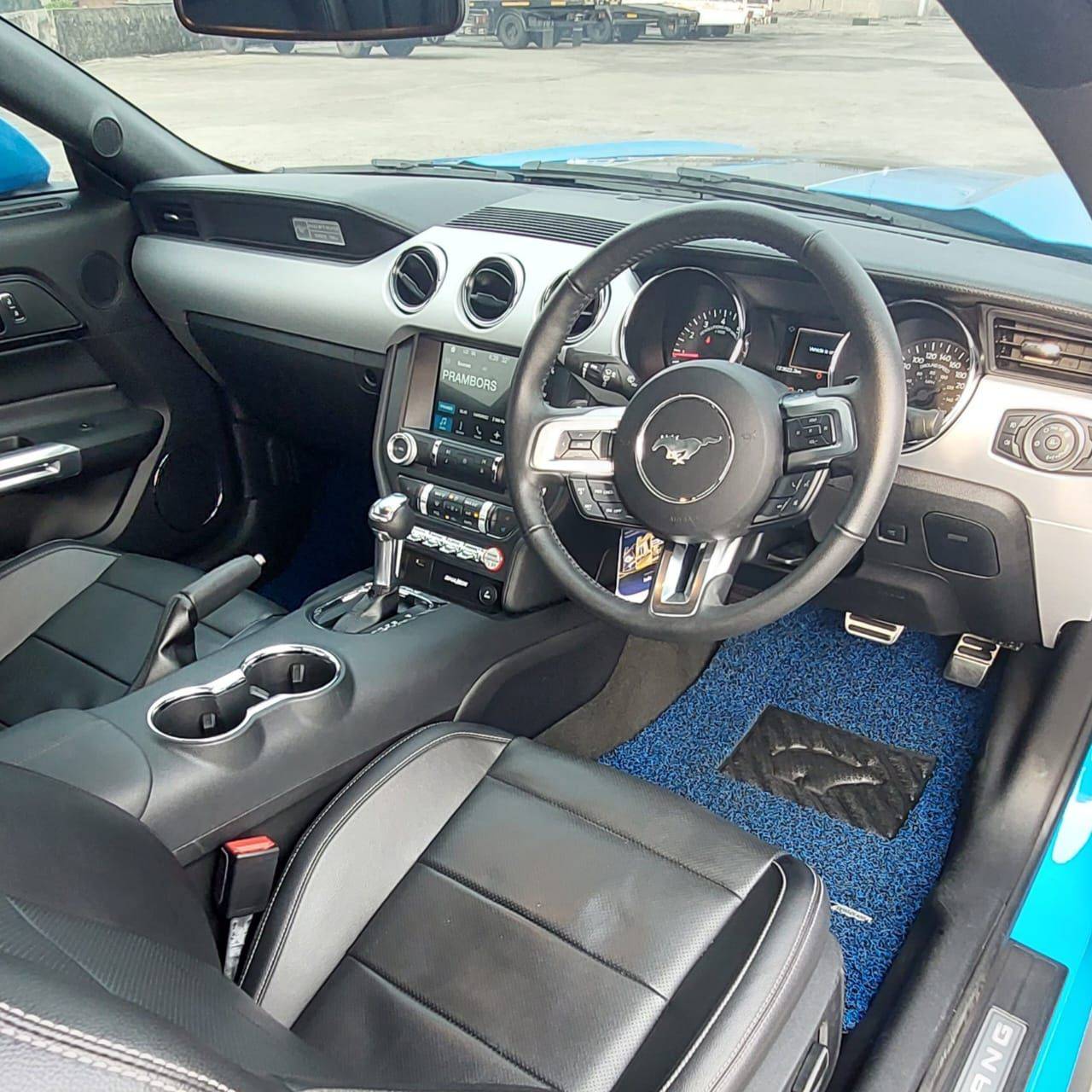 Old 2017 Ford Mustang 2.3L EcoBoost 2.3L EcoBoost