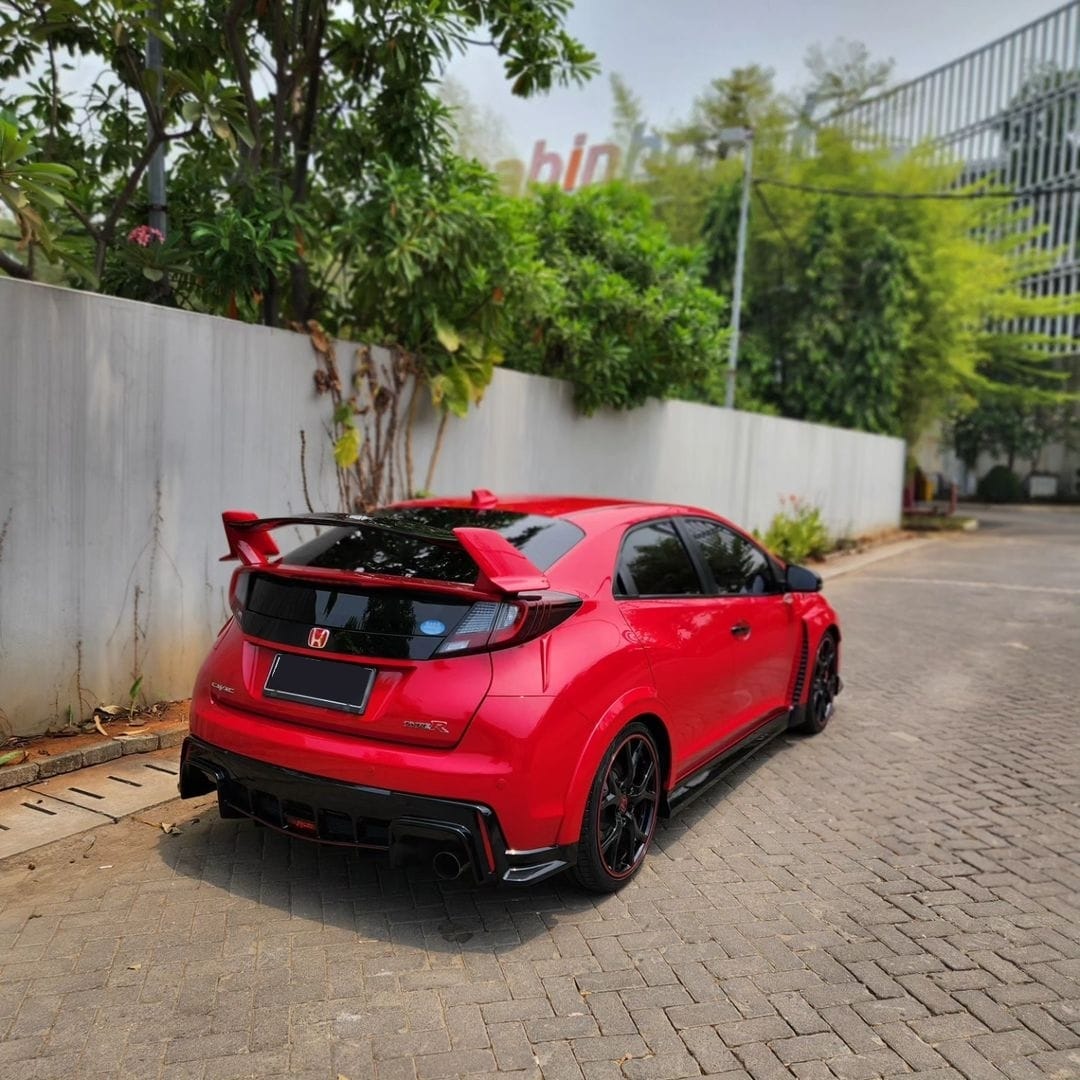 2015 Honda Civic Type R 6-Speed MT 2015 Honda Civic Type R 6-Speed MT