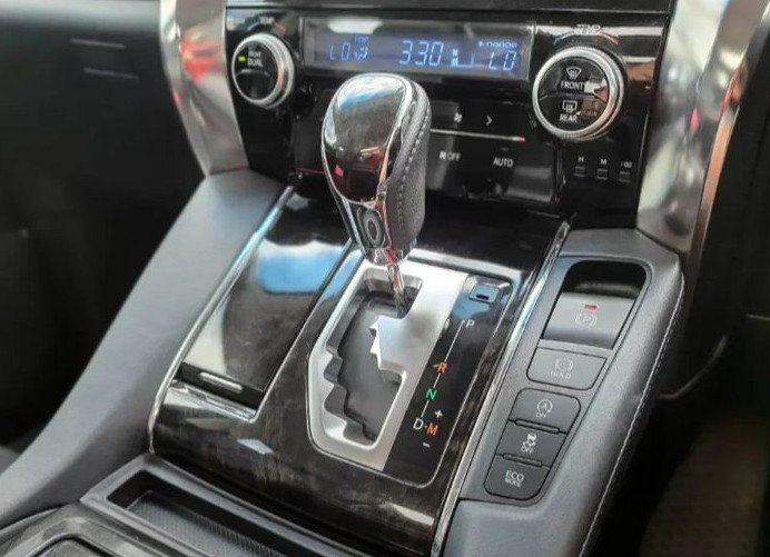 2015 Toyota Vellfire 2015 Toyota Vellfire