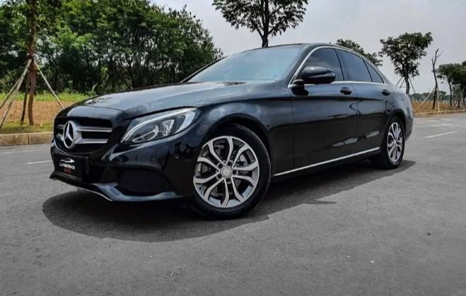 Second Hand 2017 Mercedes Benz C-Class Sedan Second Hand 2017 Mercedes Benz C-Class Sedan