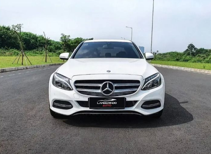 Second Hand 2015 Mercedes Benz C-Class Sedan Second Hand 2015 Mercedes Benz C-Class Sedan