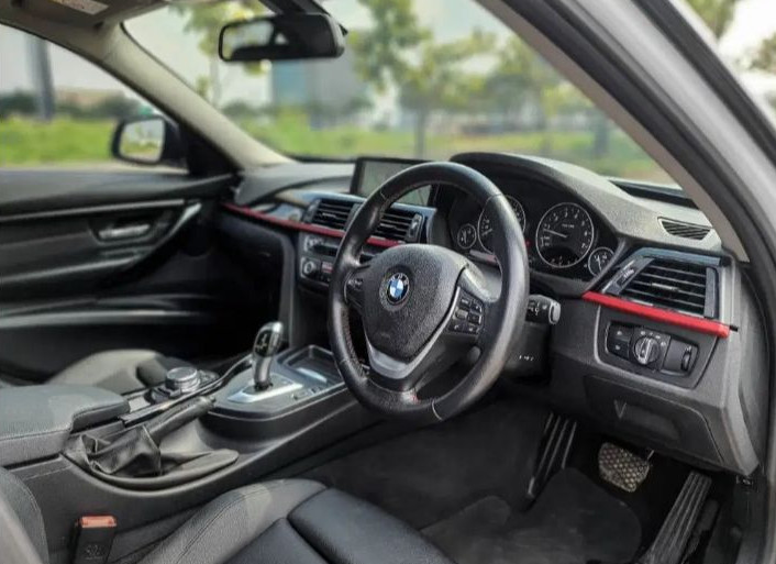 2015 BMW 3 Series Sedan 2015 BMW 3 Series Sedan