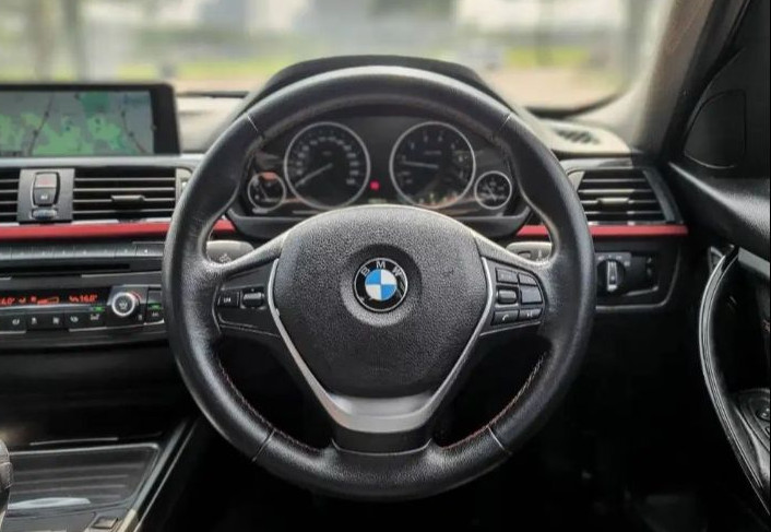 2015 BMW 3 Series Sedan 2015 BMW 3 Series Sedan