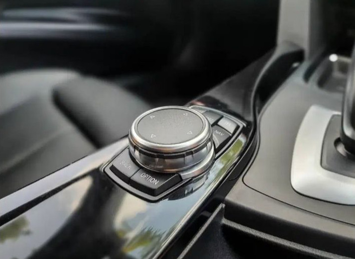 2015 BMW 3 Series Sedan 2015 BMW 3 Series Sedan