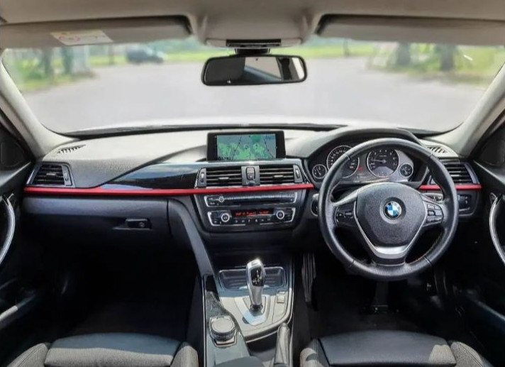 2015 BMW 3 Series Sedan 2015 BMW 3 Series Sedan