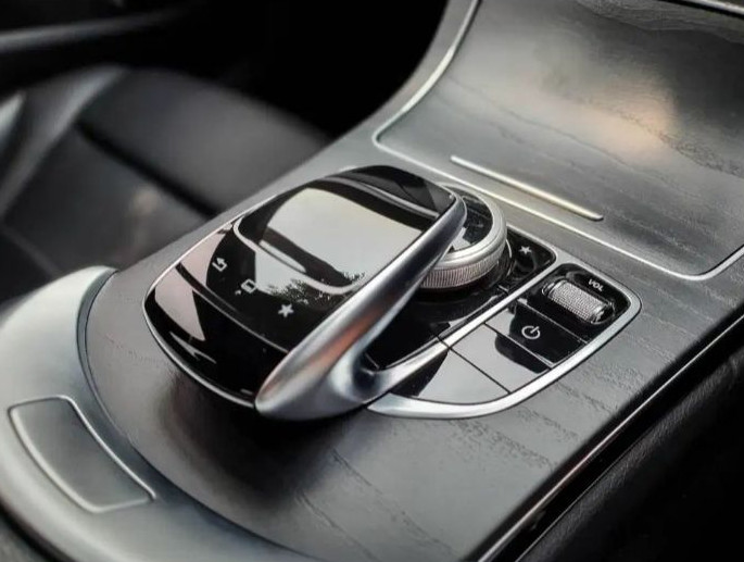 2016 Mercedes Benz C-Class Sedan 2016 Mercedes Benz C-Class Sedan