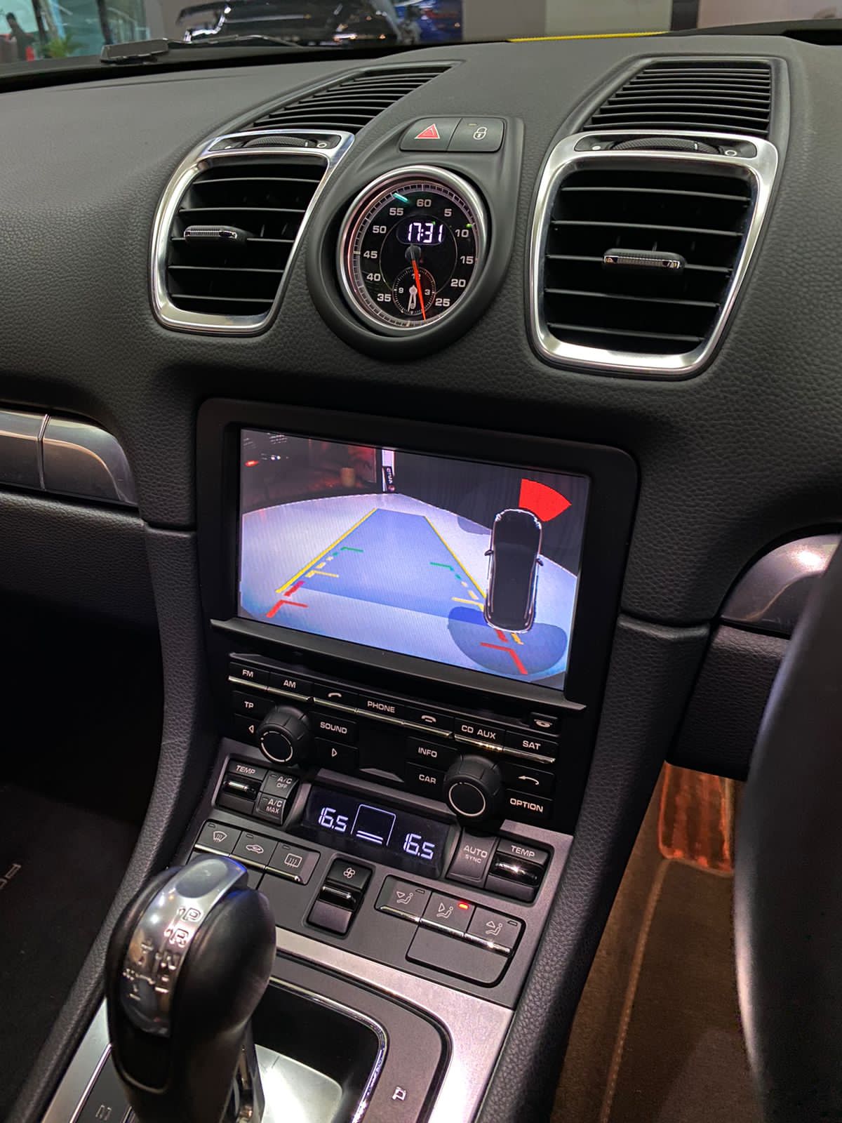 2015 Porsche Cayman 2.7 Coupe 2015 Porsche Cayman 2.7 Coupe