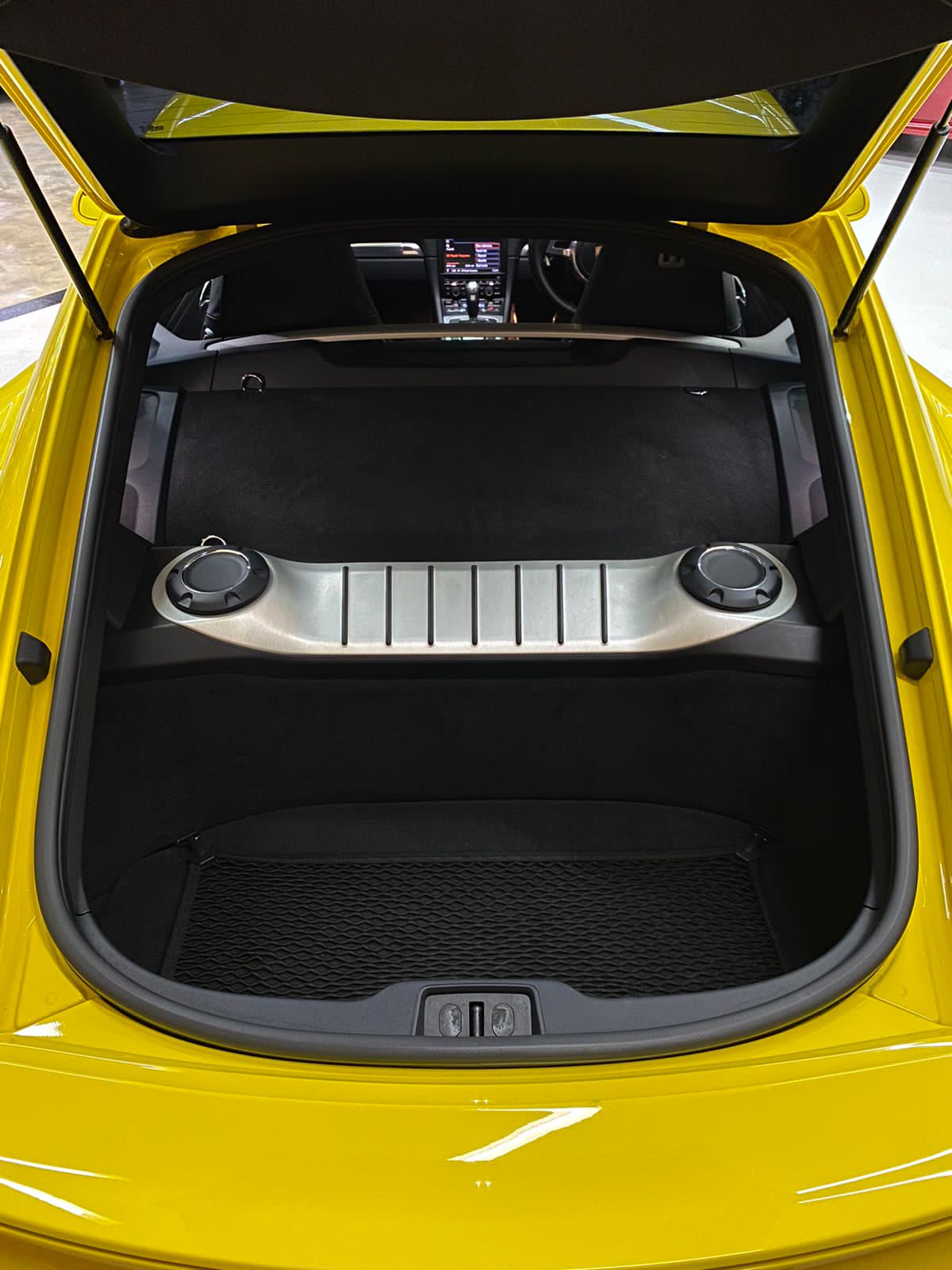 2015 Porsche Cayman 2.7 Coupe 2015 Porsche Cayman 2.7 Coupe