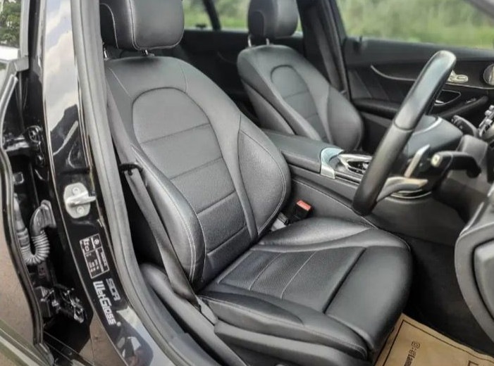 2017 Mercedes Benz C-Class Sedan 2017 Mercedes Benz C-Class Sedan