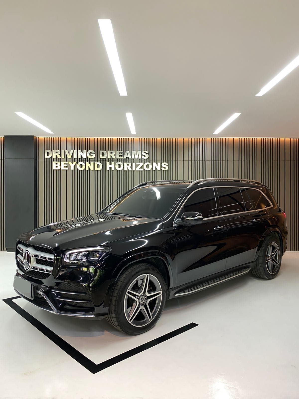 Second Hand 2019 Mercedes Benz GLS-Class 450 4Matic AMG Line Second Hand 2019 Mercedes Benz GLS-Class 450 4Matic AMG Line