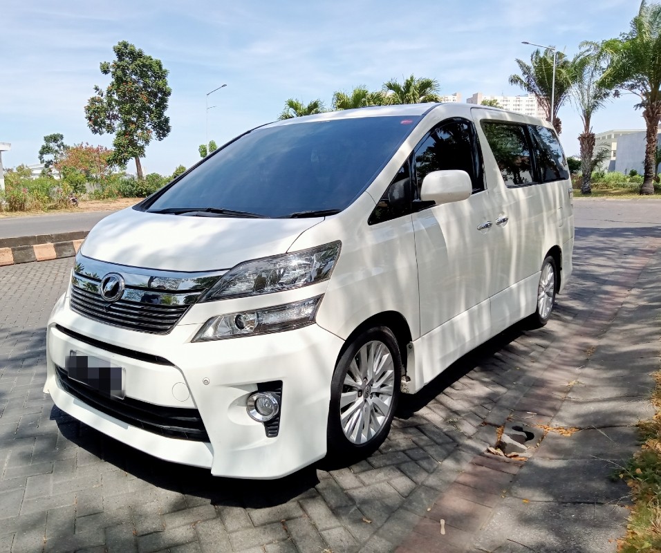 2012 Toyota Vellfire