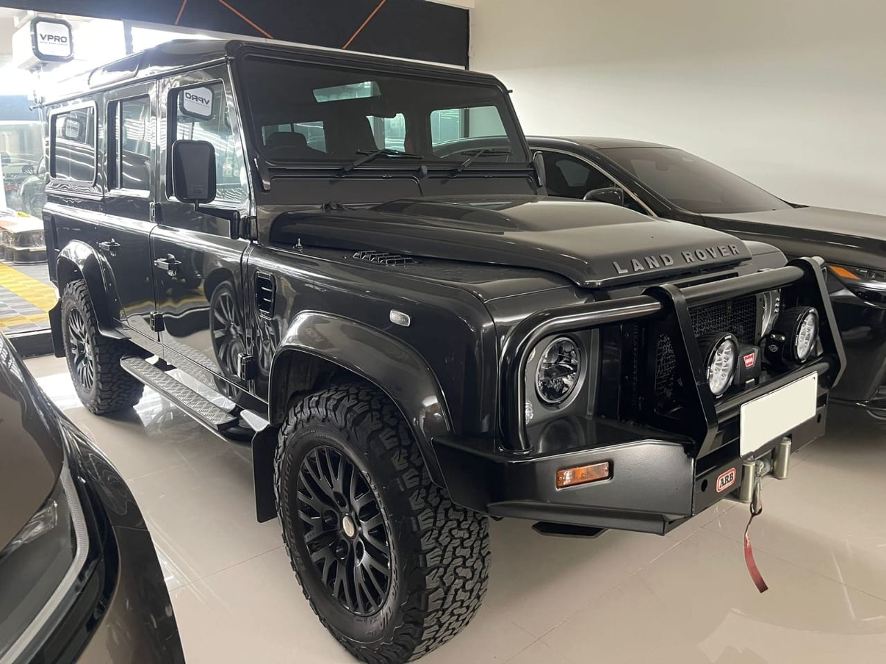 2013 Land Rover Defender 110 110 SW 2013 Land Rover Defender 110 110 SW