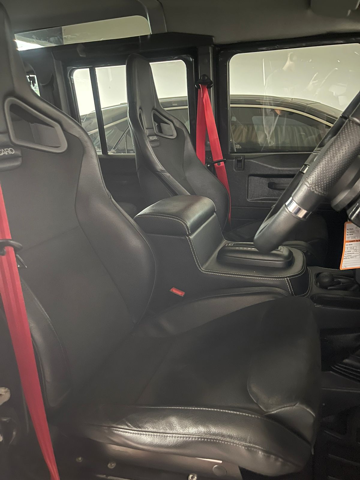 2013 Land Rover Defender 110 110 SW 2013 Land Rover Defender 110 110 SW