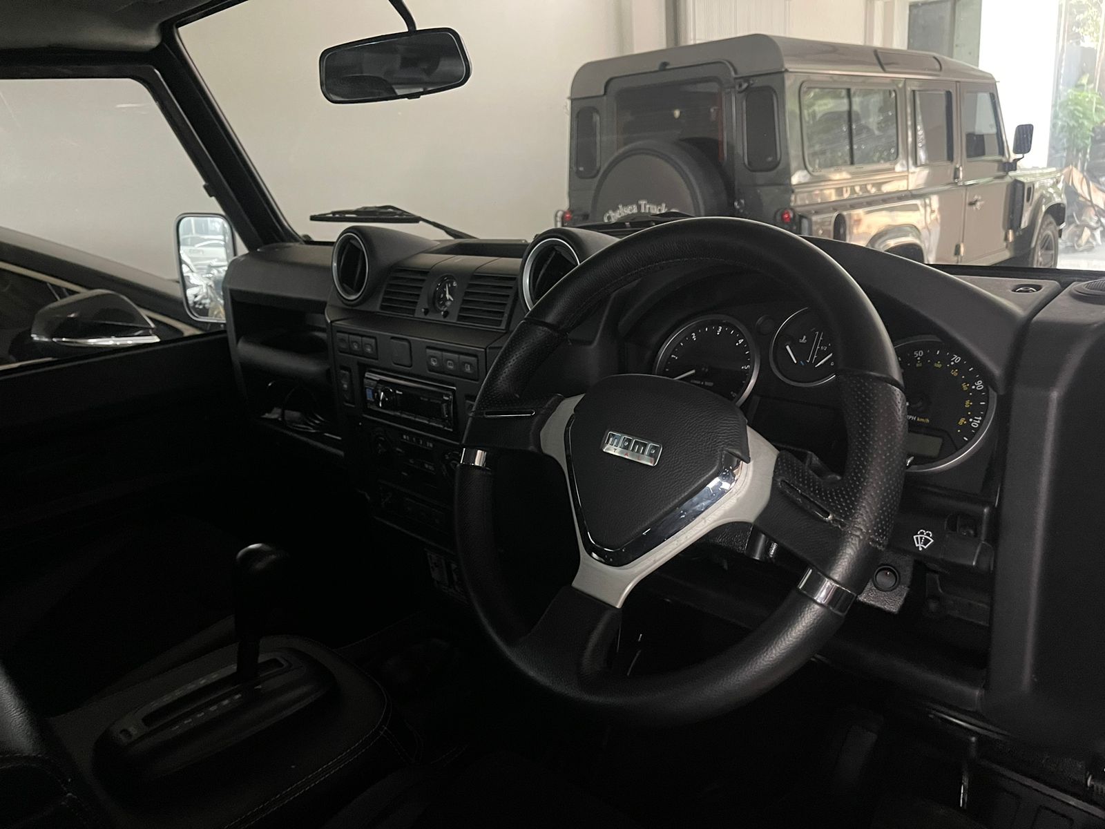 2013 Land Rover Defender 110 110 SW 2013 Land Rover Defender 110 110 SW