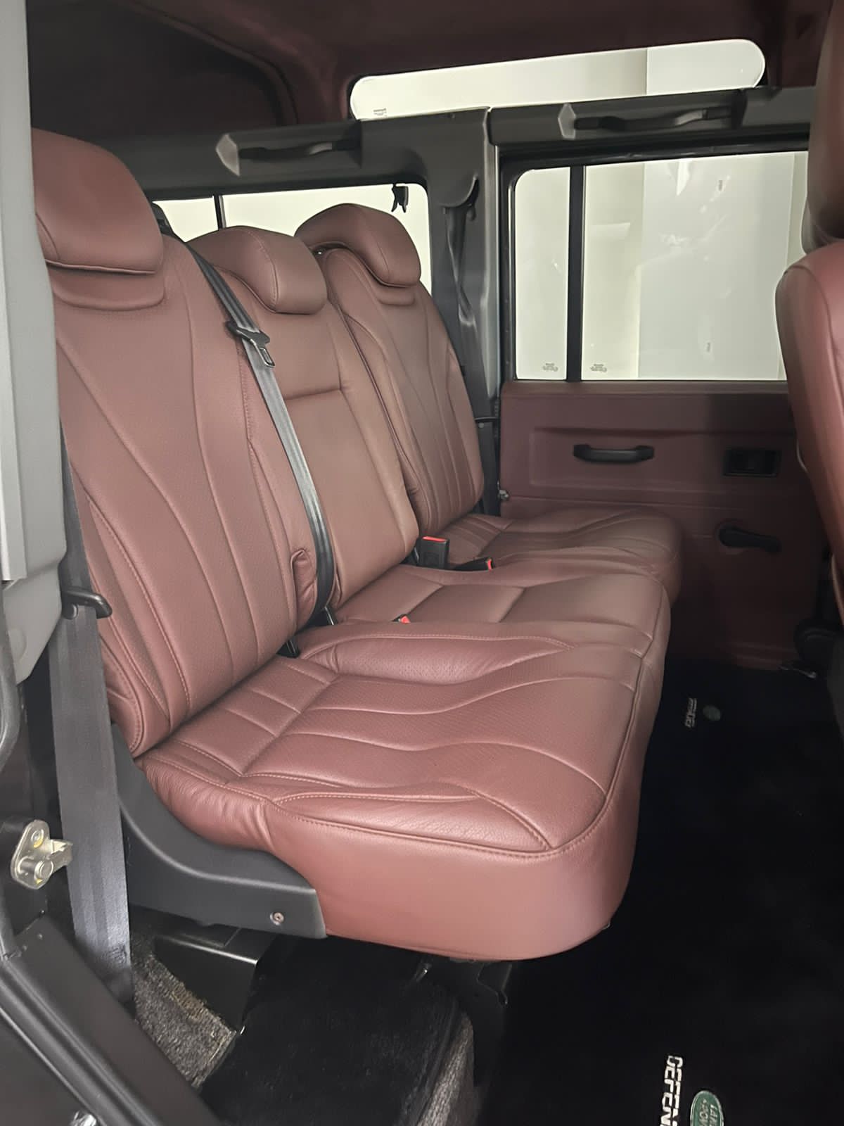 2015 Land Rover Defender 110 110 SW 2015 Land Rover Defender 110 110 SW