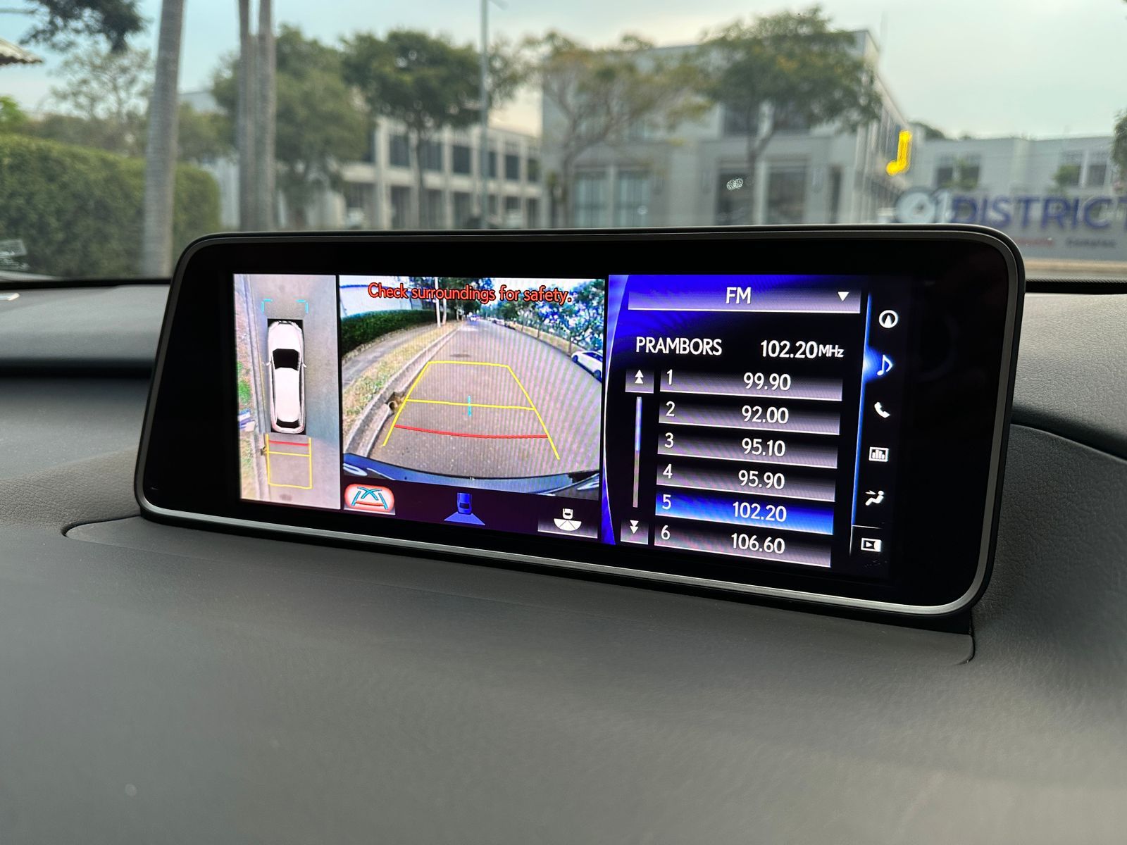 2016 Lexus RX 200T Luxury 4x2 AT 2016 Lexus RX 200T Luxury 4x2 AT