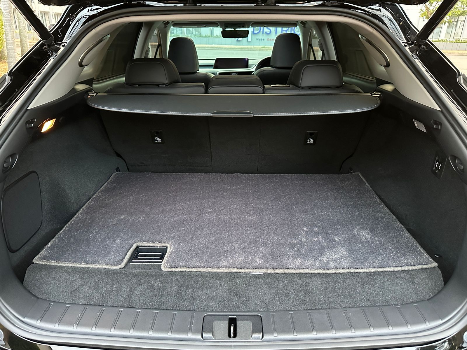 2016 Lexus RX 200T Luxury 4x2 AT 2016 Lexus RX 200T Luxury 4x2 AT