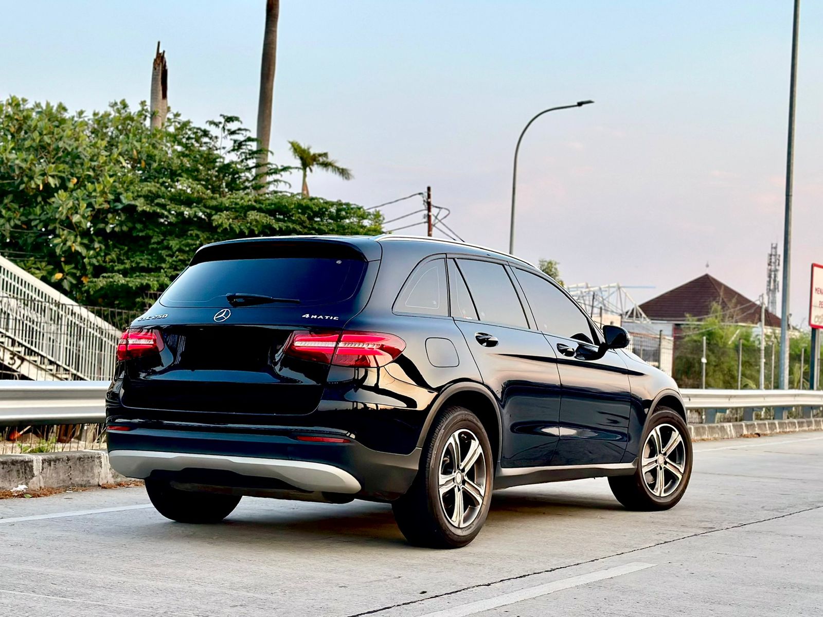 2017 Mercedes Benz GLC-Class 250 Exclusive 2017 Mercedes Benz GLC-Class 250 Exclusive