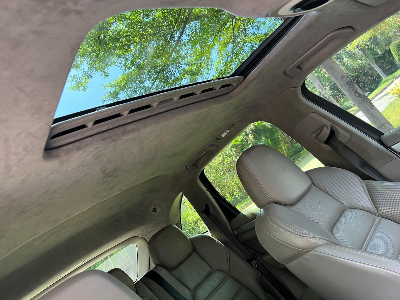 2010 Porsche Cayenne 4.8 AT 2010 Porsche Cayenne 4.8 AT