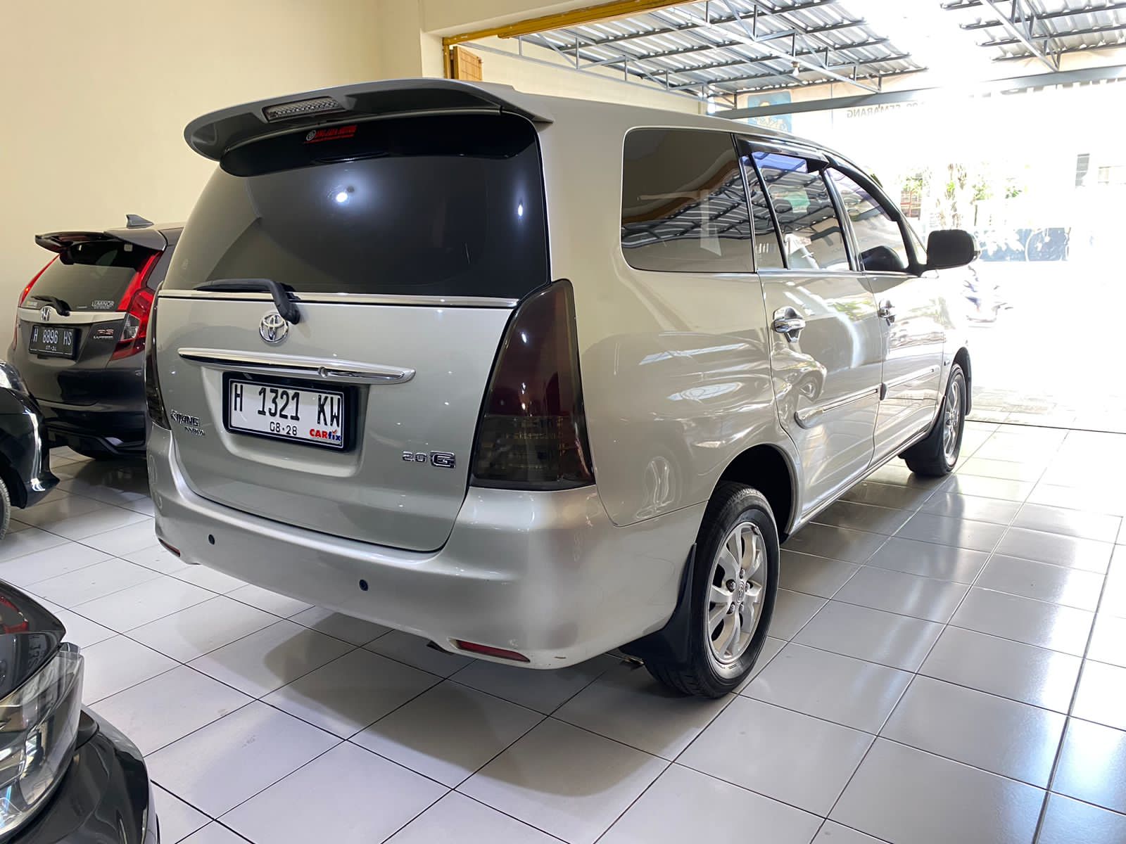 Dijual 2010 Toyota Innova BENSIN G 2.0 AT BENSIN G 2.0 AT Bekas